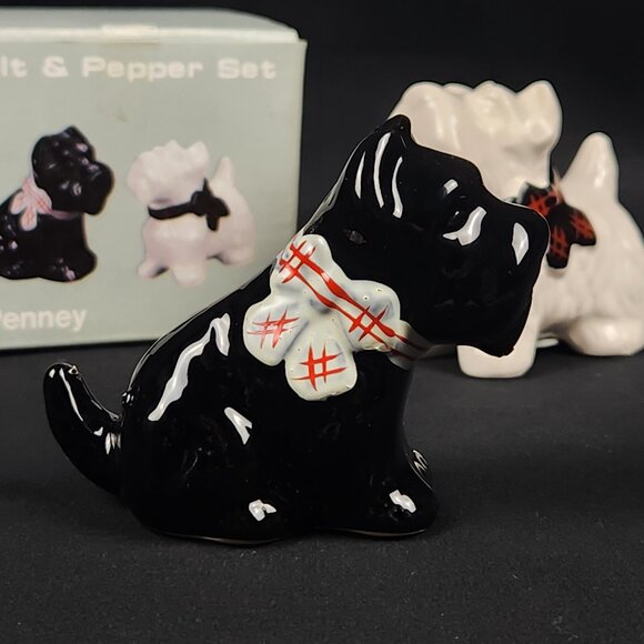 Vintage JCPenney Scottish Terrier Salt & Pepper Shaker Set READ - Picture 4 of 16
